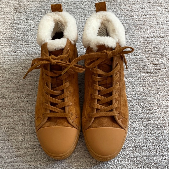 Tory Burch Shoes - Tory Burch high top sneakers size 8.5